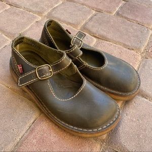 Duckfeet Himmerland EU 39/US 8.5 "Old Green"  (RARE!) Mary Jane Shoes